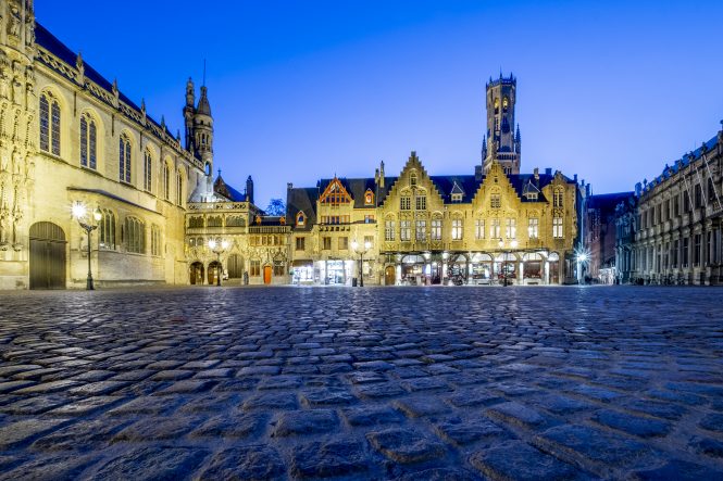 Plaza Burg - Brujas - @msubirats