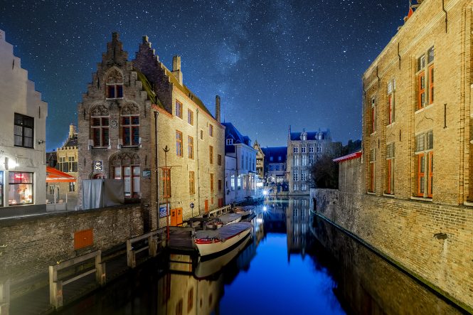 Canales de Brujas - @msubirats